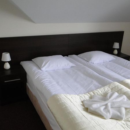 Hotel Cynamon Tokarnia  Εξωτερικό φωτογραφία