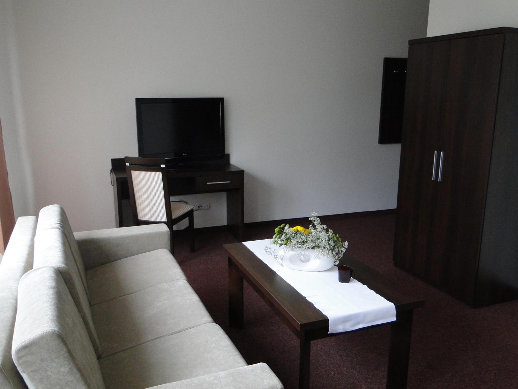 Hotel Cynamon Tokarnia  Εξωτερικό φωτογραφία